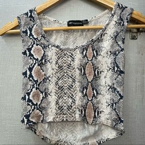 New Pretty Little Thing Crop Top